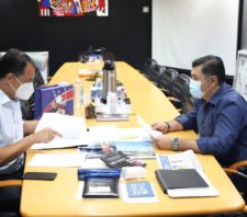 Prefeito de Suzano se reúne com deputado federal Marco Bertaiolli