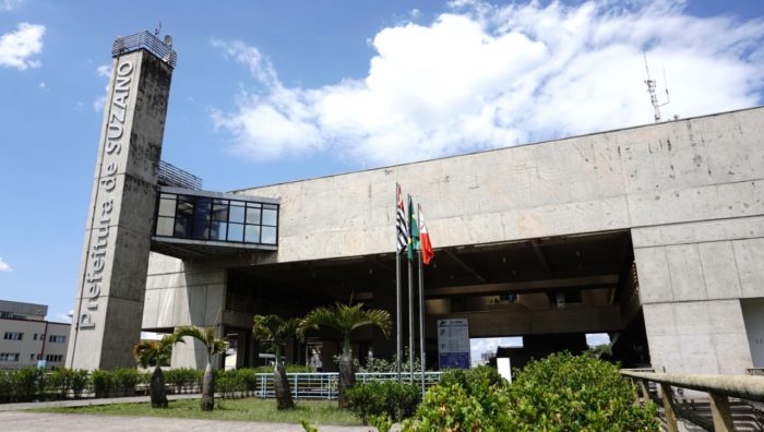 Suzano abre novo concurso público voltado para a área da Educação