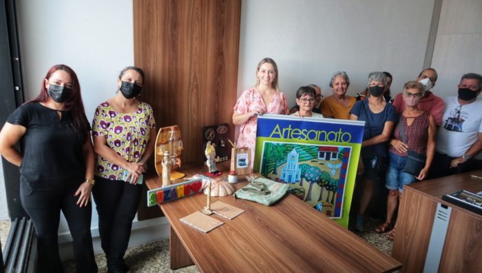 Suzano promove reunião de fortalecimento ao artesanato local