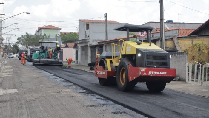 Revitalização viária da Vila Figueira segue avançando
