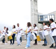 Paço e Cineteatro recebem apresentação de alunos de projeto social