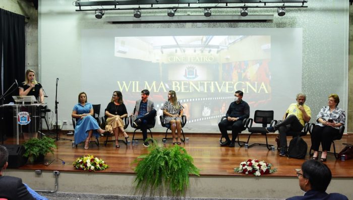 Encerramento do mês da mulher é marcado por palestras e homenagens