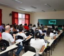 Saúde promove seminário sobre cuidados com idosos