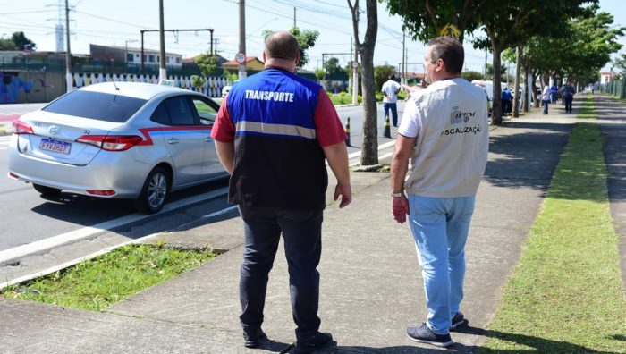 Secretaria de Transportes acompanha ação estadual de aferição de taxímetros