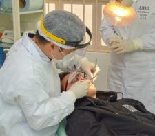 Saúde inicia atendimentos odontológicos para alunos da Apae