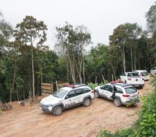 Meio Ambiente de Suzano coíbe desmatamento em área de proteção