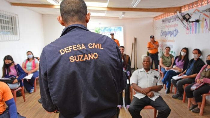 Moradores de Palmeiras começam a receber capacitação da Defesa Civil