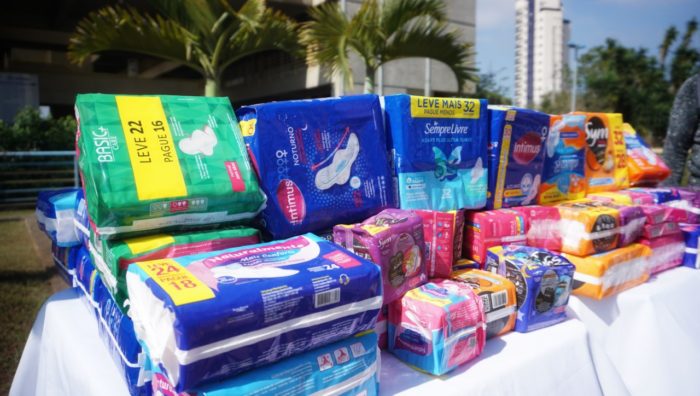 Fundo Social recebe doação de 2,6 mil absorventes