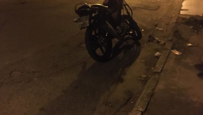 Romo apreende motocicleta irregular na Casa Branca