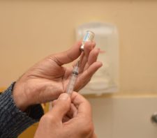 Mutirão de vacinação garante mais 719 atendimentos em Suzano