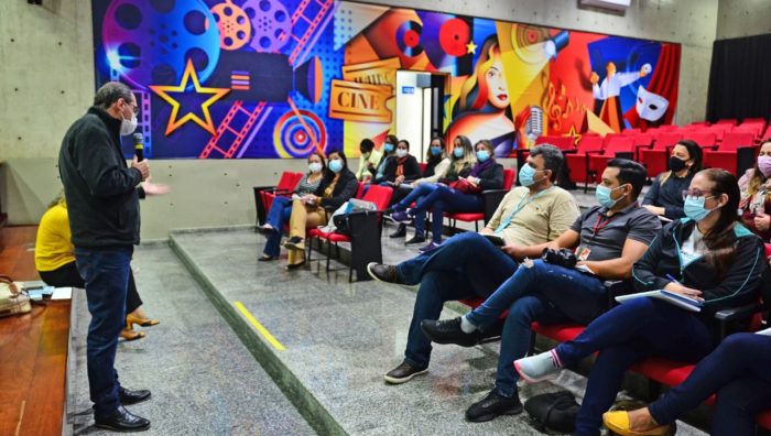 Educação reúne gestores de creches para avaliar trimestre