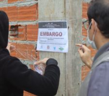 Fiscalização integrada embarga loteamentos e autua 27 obras irregulares