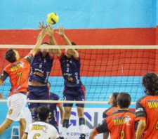 Portelão recebe partida da equipe sub-21 do Suzano Vôlei