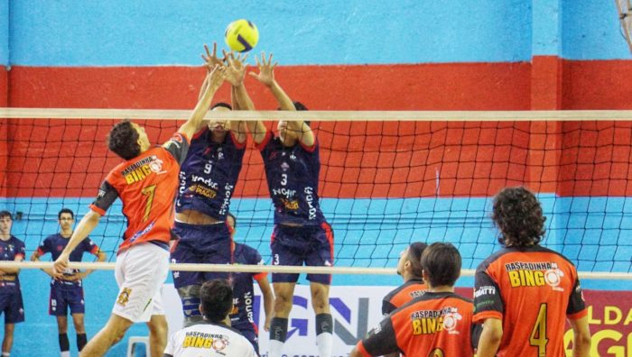 Portelão recebe partida da equipe sub-21 do Suzano Vôlei