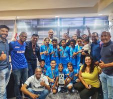 Prefeito recebe time suzanense vice-campeão do Campeonato Metropolitano