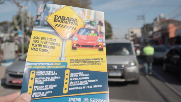 Ação no Dia do Motorista orienta munícipes sobre responsabilidade no trânsito