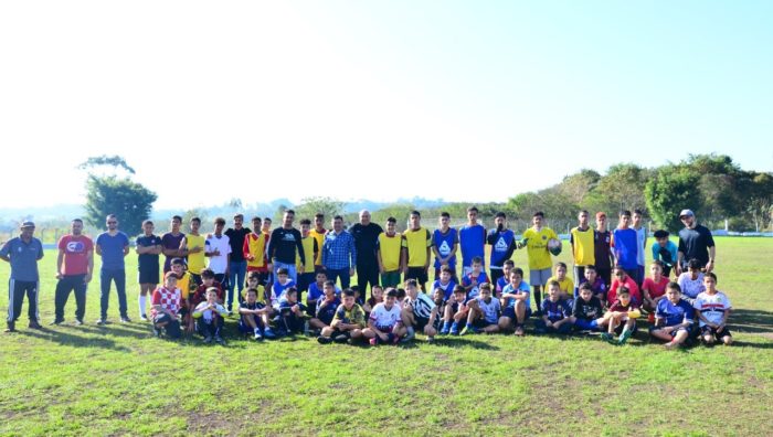 Prefeito de Suzano inaugura nova Arena Palmeirinha na Vila Ipelândia