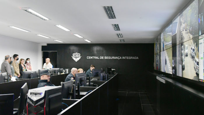 Integrantes do Comdur visitam Central de Segurança Integrada