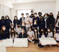 Fundo Social de Suzano recebe 700 fraldas geriátricas de alunos de escola particular