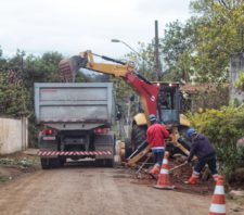 Prefeito autoriza pavimentação no Parque Samambaia e Recreio Sertãozinho