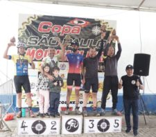 Etapa de torneio de mountain bike garante pódio a atletas suzanenses