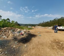 Meio Ambiente de Suzano participa de operação contra descarte irregular