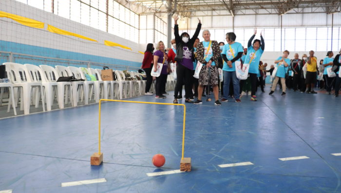 Gincana da Melhor Idade reúne 600 participantes no Max Feffer
