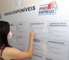 Suzano é líder na geração de emprego formal em agosto
