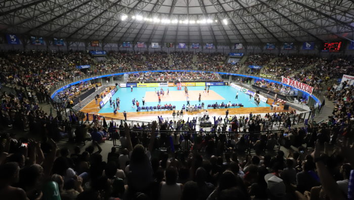 Troca de ingressos sociais para jogo do Suzano Vôlei deve ser feito on-line