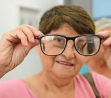 Programa da Boa Visão inicia entrega de óculos para o público da melhor idade