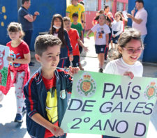 Prefeito participa de evento inspirado na Copa do Mundo na escola Marques Figueira