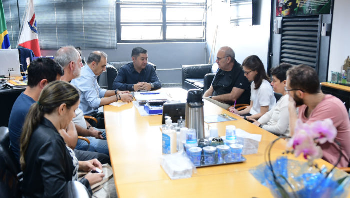 Suzano recebe especialista em climatologia e busca parceria para estudo de ilhas de calor e redução de ruídos na cidade
