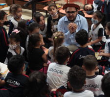 Secretaria promove circuito cultural para 400 alunos de escola Toshio Utiyama