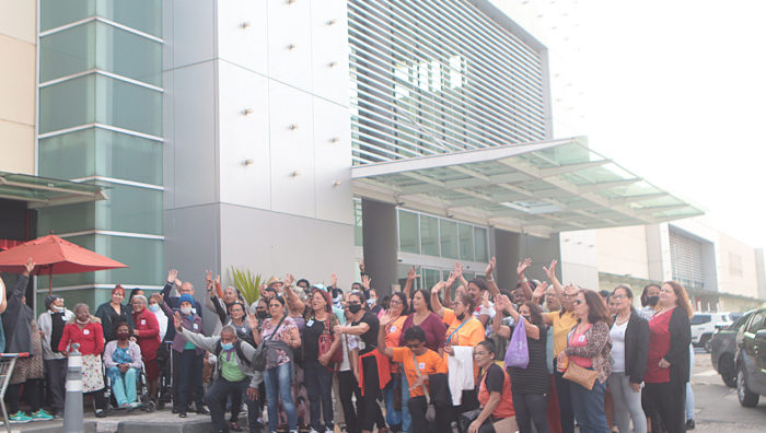 Conselho do Idoso realiza tarde de cinema junto ao Suzano Shopping