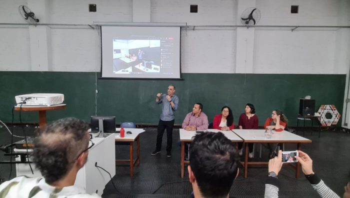 Suzano apresenta experiências exitosas durante evento acadêmico em Taubaté