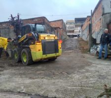 Viela do Jardim Revista passa por serviços de concretagem
