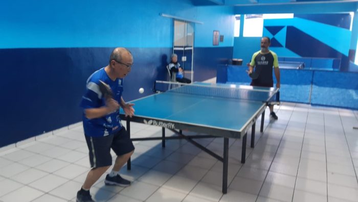 Secretaria de Esportes oferece novas aulas de tênis de mesa no Portelão