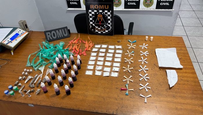 Romu apreende drogas no Jardim Alterópolis