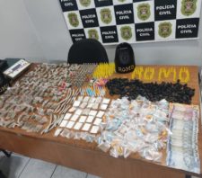 Romo localiza mais de um quilo de drogas durante patrulhamento no Jardim Colorado