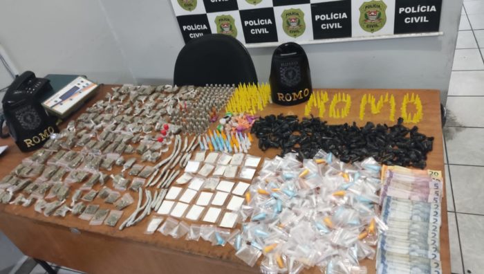 Romo localiza mais de um quilo de drogas durante patrulhamento no Jardim Colorado