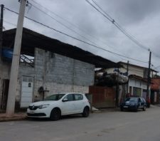 Fiscalização de Posturas interdita ferro-velho clandestino em Palmeiras