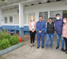 Prefeito vistoria obras de adequação e reforma da UBS do Jardim Colorado