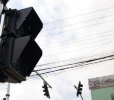Secretaria vai instalar semáforos em dois pontos de grande movimentação de veículos