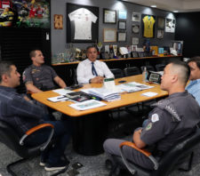 Prefeito recebe visita do novo comandante do 32º Batalhão da Polícia Militar