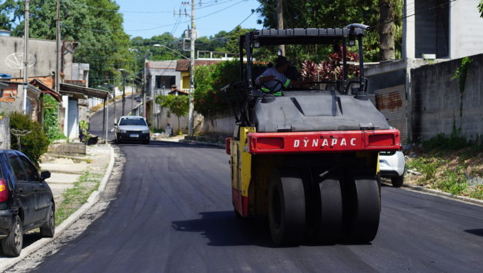 Prefeito em exercício acompanha conclusão de obras na região de Palmeiras e da Casa Branca