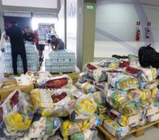 Fundo Social recebe doação de 1,2 tonelada de alimentos para famílias do litoral norte