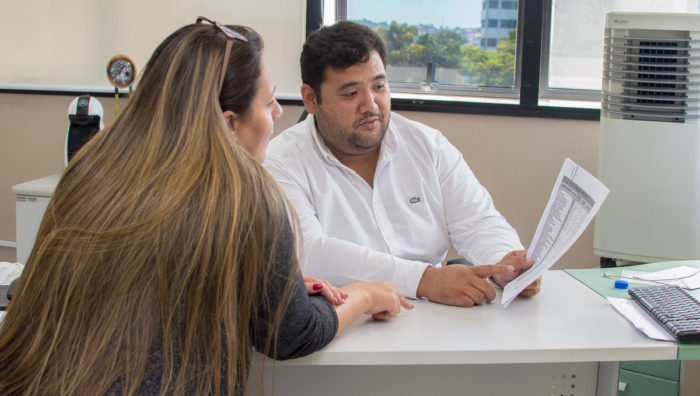 Secretaria da Saúde alerta população sobre falsa distribuição de óculos