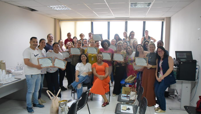 Secretário de Saúde entrega certificado de qualidade aos Núcleos de Prevenção à Violência