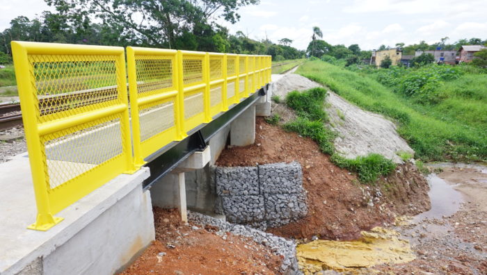 Prefeitura de Suzano e MRS Logística realizam obra na estrada do Mizukami