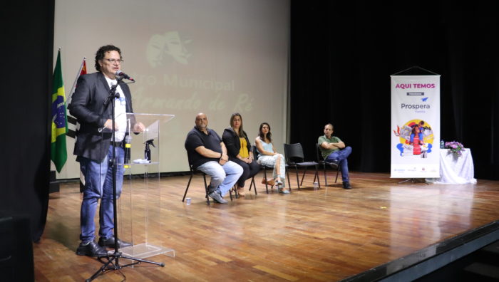Assistência Social realiza formatura de ciclo inicial do programa Prospera Família